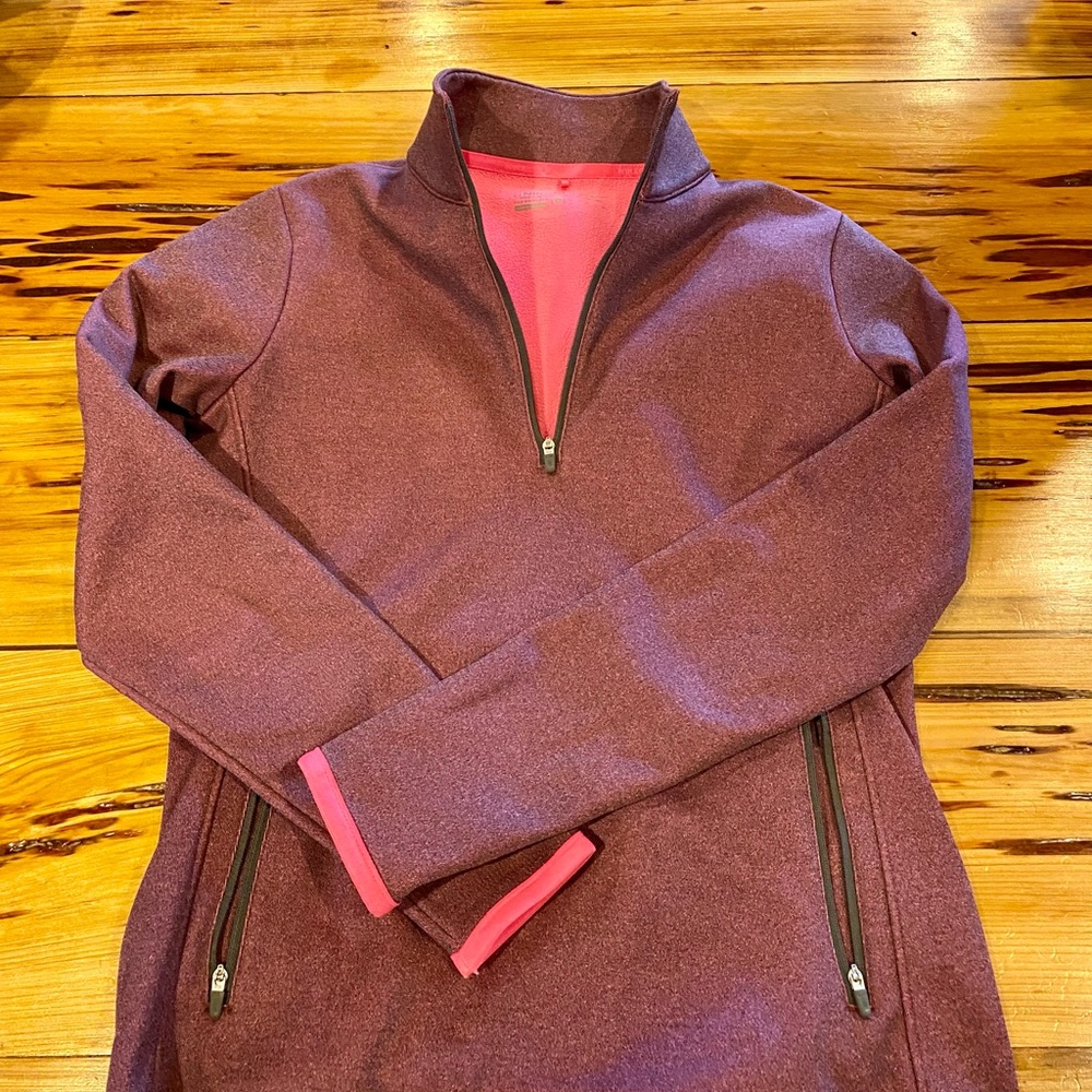 Nike Golf size S pullover